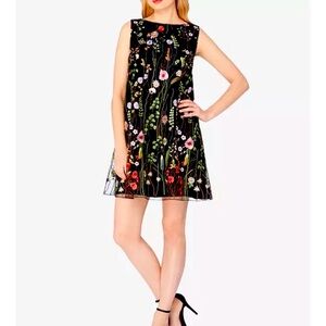 TAHARI Dress (ASL) Arthur S. Levine Floral Embroidered Shift Dress Size: 6